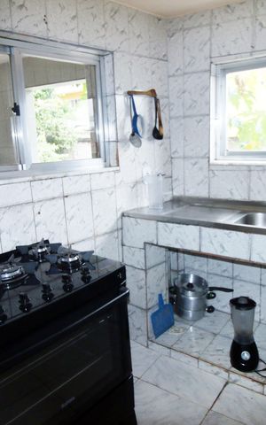 Casa à venda com 324m², 6 quartos e sem vagaCozinha