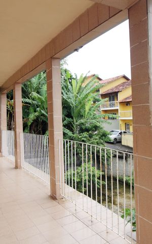 Casa à venda com 324m², 6 quartos e sem vagaVaranda