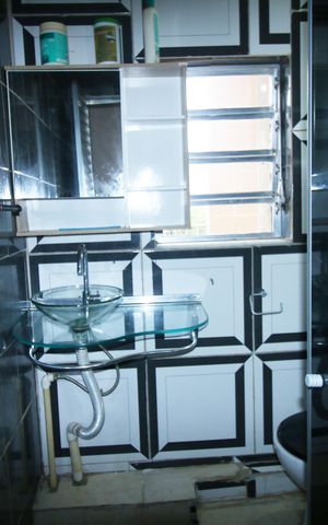 Casa à venda com 324m², 6 quartos e sem vagaBanheiro