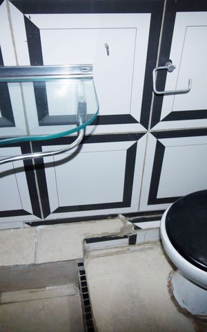 Casa à venda com 324m², 6 quartos e sem vagaBanheiro