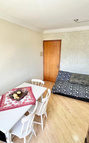 Apartamento à venda com 76m², 3 quartos e 1 vaga Apartamento à venda com 76m², 3 quartos e 1 vagaSala