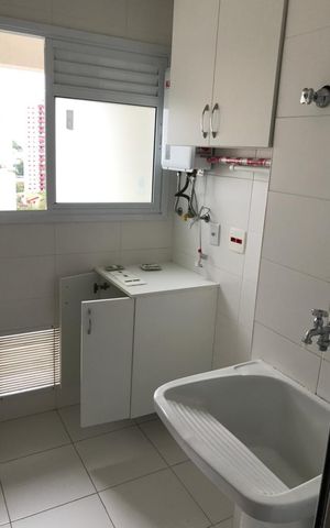 Apartamento para alugar com 76m², 2 quartos e 1 vaga