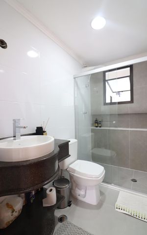 Apartamento à venda com 101m², 3 quartos e 2 vagasBanheiro Social