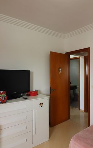 Apartamento à venda com 101m², 3 quartos e 2 vagasQuarto 2