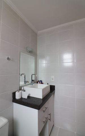 Apartamento à venda com 101m², 3 quartos e 2 vagasQuarto 1 - Suíte Banheiro