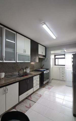 Apartamento à venda com 101m², 3 quartos e 2 vagasCozinha e Área de Serviço