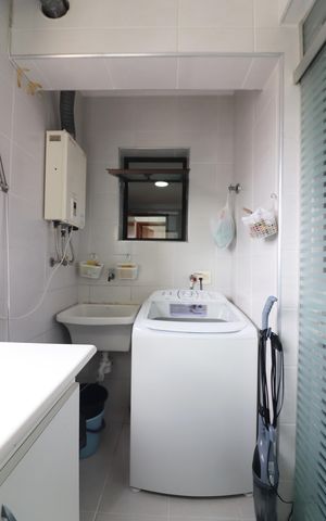 Apartamento à venda com 101m², 3 quartos e 2 vagasCozinha e Área de Serviço
