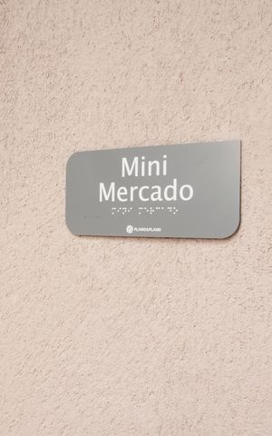 Apartamento à venda com 27m², 1 quarto e sem vagaÁrea comum - Mini mercado