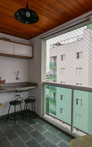 Apartamento à venda com 112m², 3 quartos e 2 vagasVaranda