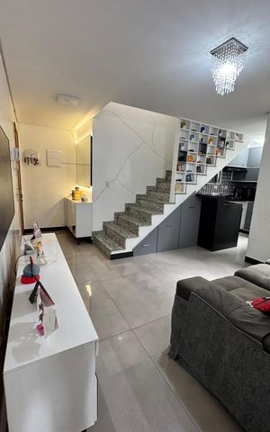 Apartamento à venda com 150m², 3 quartos e 2 vagas Apartamento à venda com 150m², 3 quartos e 2 vagasSala
