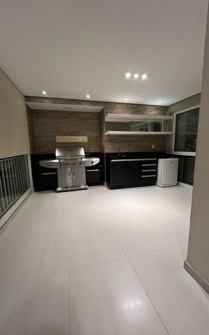 Apartamento à venda com 157m², 3 quartos e 4 vagas