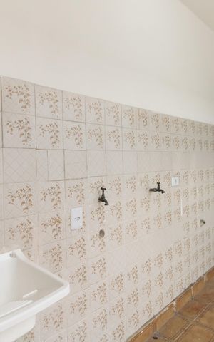 Casa à venda com 123m², 2 quartos e 1 vaga Casa à venda com 123m², 2 quartos e 1 vagaÁrea de Serviço e Quintal