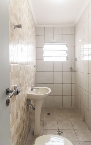 Casa à venda com 123m², 2 quartos e 1 vaga Casa à venda com 123m², 2 quartos e 1 vagaBanheiro Suíte