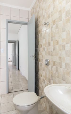 Casa à venda com 123m², 2 quartos e 1 vaga Casa à venda com 123m², 2 quartos e 1 vagaBanheiro Suíte