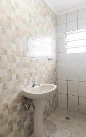 Casa à venda com 123m², 2 quartos e 1 vaga Casa à venda com 123m², 2 quartos e 1 vagaBanheiro Suíte