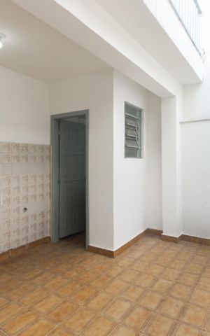 Casa à venda com 123m², 2 quartos e 1 vaga Casa à venda com 123m², 2 quartos e 1 vagaÁrea de Serviço e Quintal