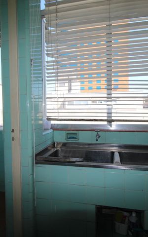 Apartamento à venda com 203m², 4 quartos e 1 vagaÁrea de Serviço