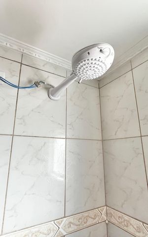 Casa à venda com 214m², 3 quartos e 4 vagas Casa à venda com 214m², 3 quartos e 4 vagasBanheiro