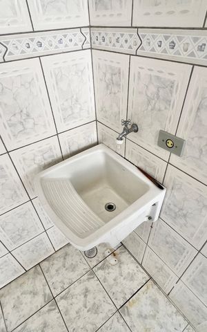Casa à venda com 214m², 3 quartos e 4 vagas Casa à venda com 214m², 3 quartos e 4 vagasÁrea de Serviço