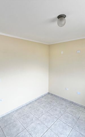 Casa à venda com 214m², 3 quartos e 4 vagas Casa à venda com 214m², 3 quartos e 4 vagasQuarto 3