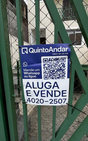 Casa à venda com 214m², 3 quartos e 4 vagas Casa à venda com 214m², 3 quartos e 4 vagasFachada/Placa