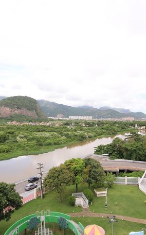 Apartamento à venda com 78m², 2 quartos e 1 vagaQuarto 2 - Vista