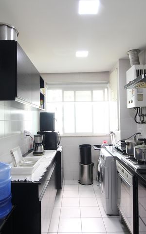 Apartamento à venda com 78m², 2 quartos e 1 vagaCozinha
