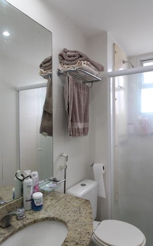 Apartamento à venda com 78m², 2 quartos e 1 vagaBanheiro Social