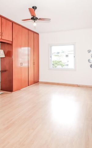 Casa para alugar com 155m², 2 quartos e 1 vaga Casa para alugar com 155m², 2 quartos e 1 vagaQuarto 1