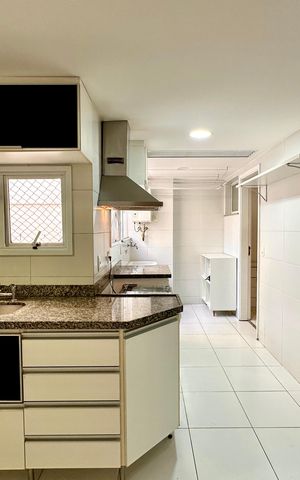 Apartamento à venda com 182m², 3 quartos e 2 vagas