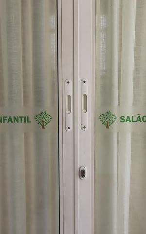 Apartamento para alugar com 143m², 3 quartos e 4 vagas