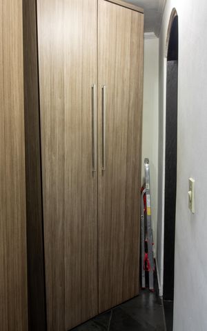 Casa à venda com 100m², 5 quartos e 2 vagas Casa à venda com 100m², 5 quartos e 2 vagasCloset suite