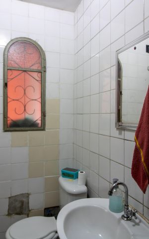 Casa à venda com 100m², 5 quartos e 2 vagas Casa à venda com 100m², 5 quartos e 2 vagasBanheiro 3
