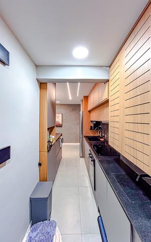 Apartamento à venda com 79m², 2 quartos e 1 vagaÁrea de Serviço