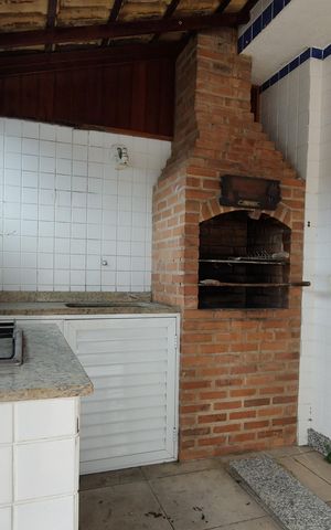 Apartamento à venda com 241m², 4 quartos e 2 vagasChurrasqueira