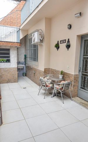 Casa à venda com 260m², 4 quartos e 1 vaga Casa à venda com 260m², 4 quartos e 1 vagaÁrea de Serviço