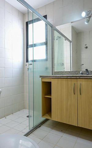Apartamento à venda com 128m², 3 quartos e 2 vagasArmário da Suíte 