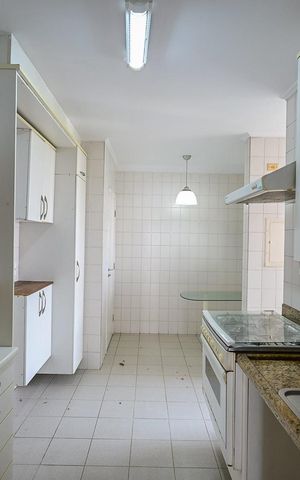 Apartamento à venda com 128m², 3 quartos e 2 vagasCozinha