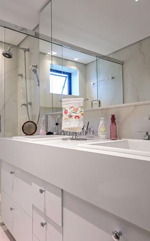 Apartamento à venda com 190m², 3 quartos e 3 vagasBanheiro Suíte 