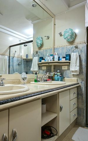 Apartamento à venda com 190m², 3 quartos e 3 vagasBanheiro