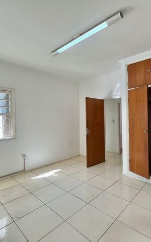 Casa à venda com 328m², 3 quartos e 2 vagas Casa à venda com 328m², 3 quartos e 2 vagasQuarto 1