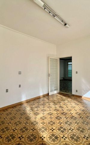 Casa à venda com 328m², 3 quartos e 2 vagas Casa à venda com 328m², 3 quartos e 2 vagasSala 2