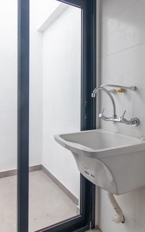 Casa de condomínio à venda com 120m², 3 quartos e 2 vagasÁrea de Serviço