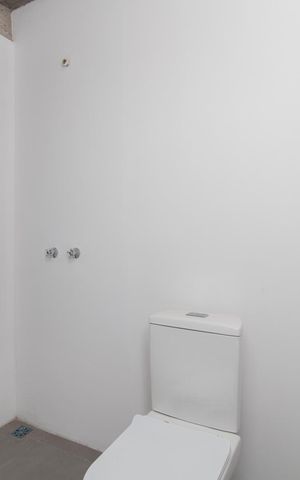 Casa de condomínio à venda com 120m², 3 quartos e 2 vagasBanheiro da Suíte