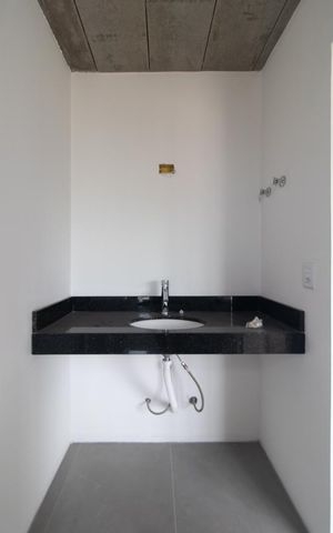 Casa de condomínio à venda com 120m², 3 quartos e 2 vagasBanheiro da Suíte