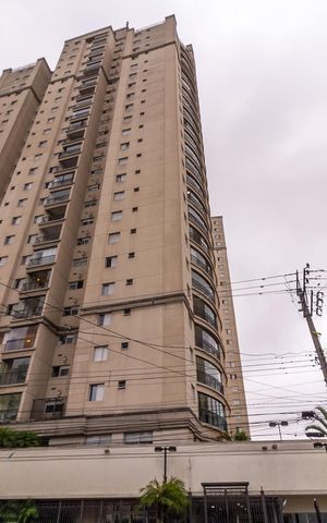Apartamento à venda com 128m², 3 quartos e 2 vagasFachada