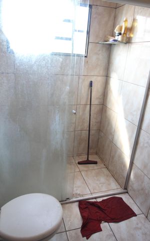 Casa à venda com 660m², 8 quartos e 5 vagasBanheiro 2