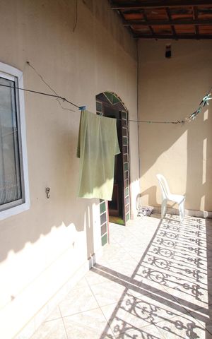 Casa à venda com 660m², 8 quartos e 5 vagasVaranda