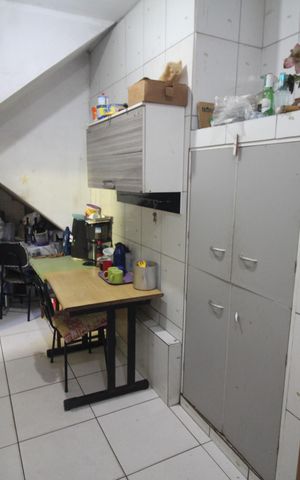 Casa à venda com 660m², 8 quartos e 5 vagasCozinha