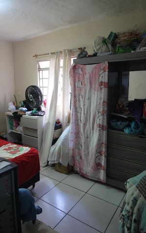 Casa à venda com 660m², 8 quartos e 5 vagasQuarto 1